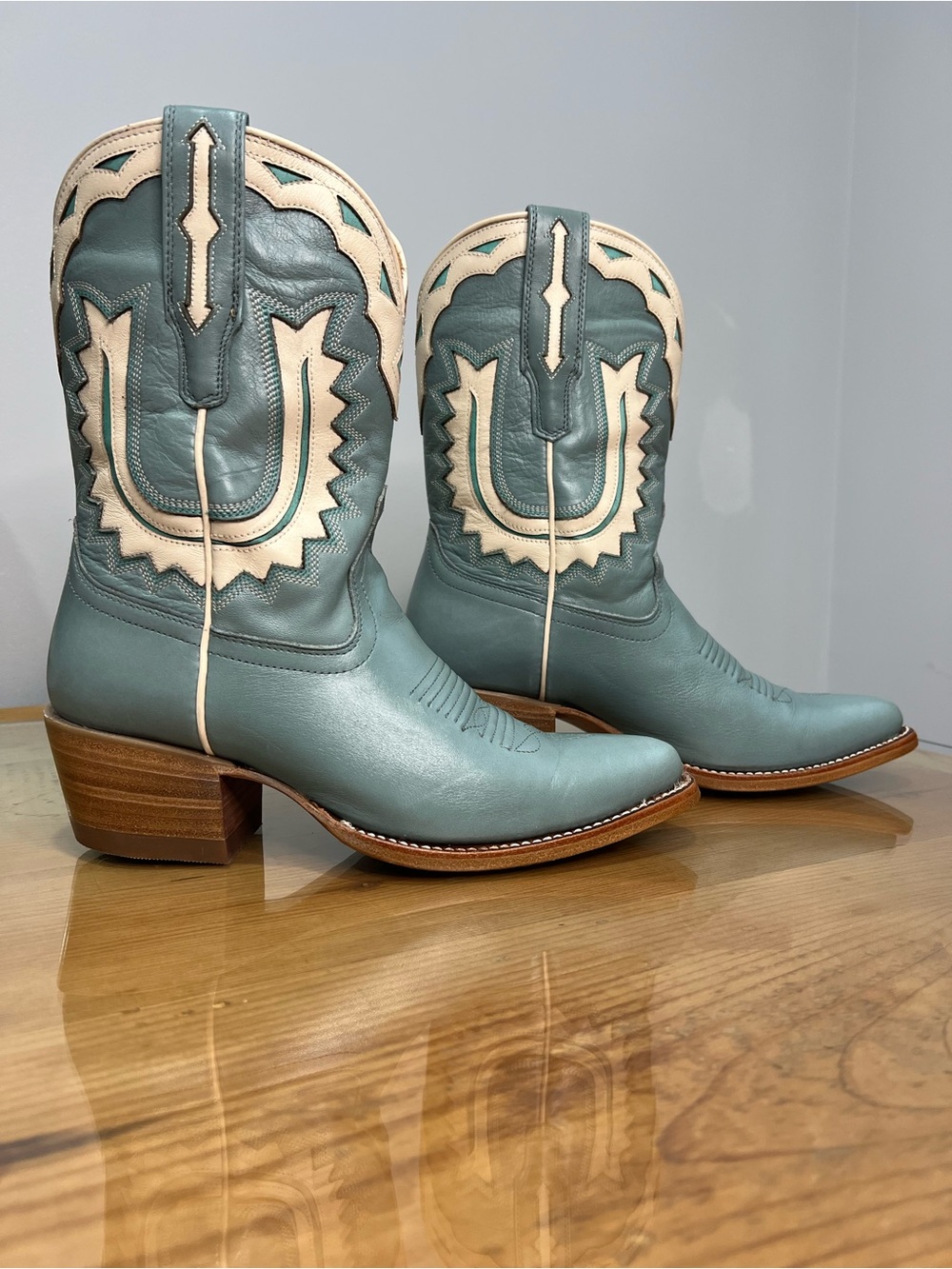 Tecovas Jolene  Seafoam and Cream Western Ankle Boots